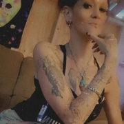 Come check RenegadeVyxen