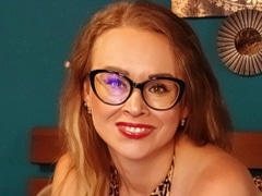 Come check MilfLuccy