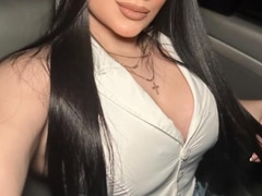 Come check KyraPeach