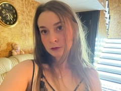 Come check Emilia99