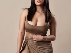 Come check ValentinaFire