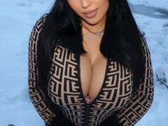 Come check ValentinaFire