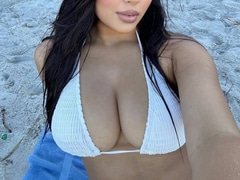 Come check ValentinaFire