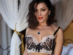 Come check MissMaxine