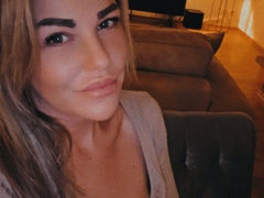 Come check NIKKIEyou