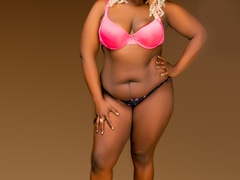 Come check BeverlyRoxyy