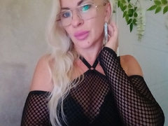 Come check MilfHanna