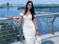Come check Adelina31