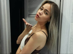 Come check Emillyhot