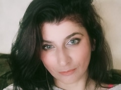 Come check Debra45