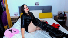 Come check Monica-pinup