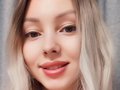 AliceSmiles