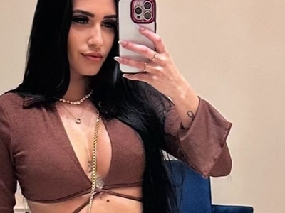 Julie25