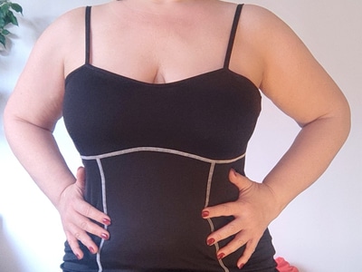 MiaFlirtyMilf