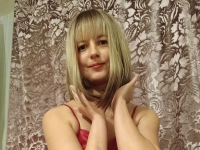 AngelaRoxyx