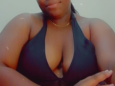 JuicyValentina