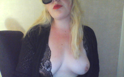 kinkymelanie