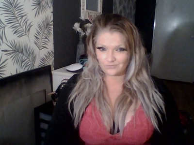 milfnextdoor93