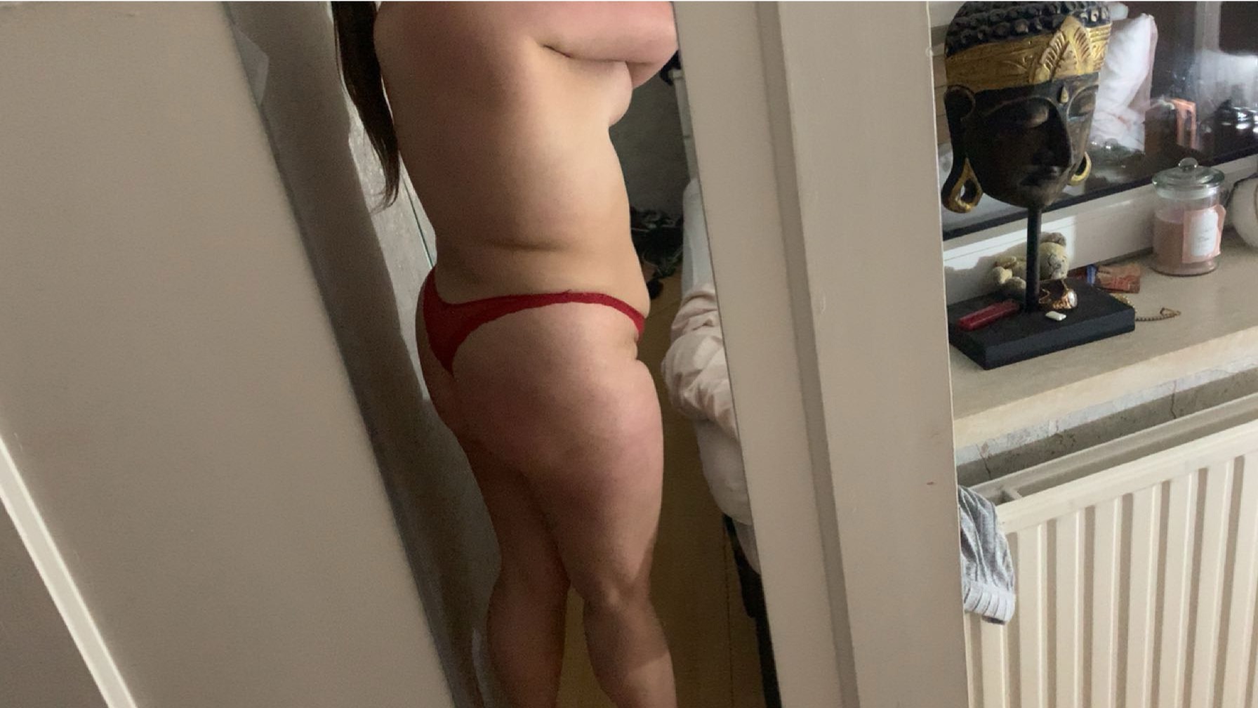 Hotmilfjeexx
