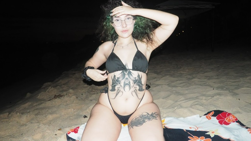 IsaAltGirl