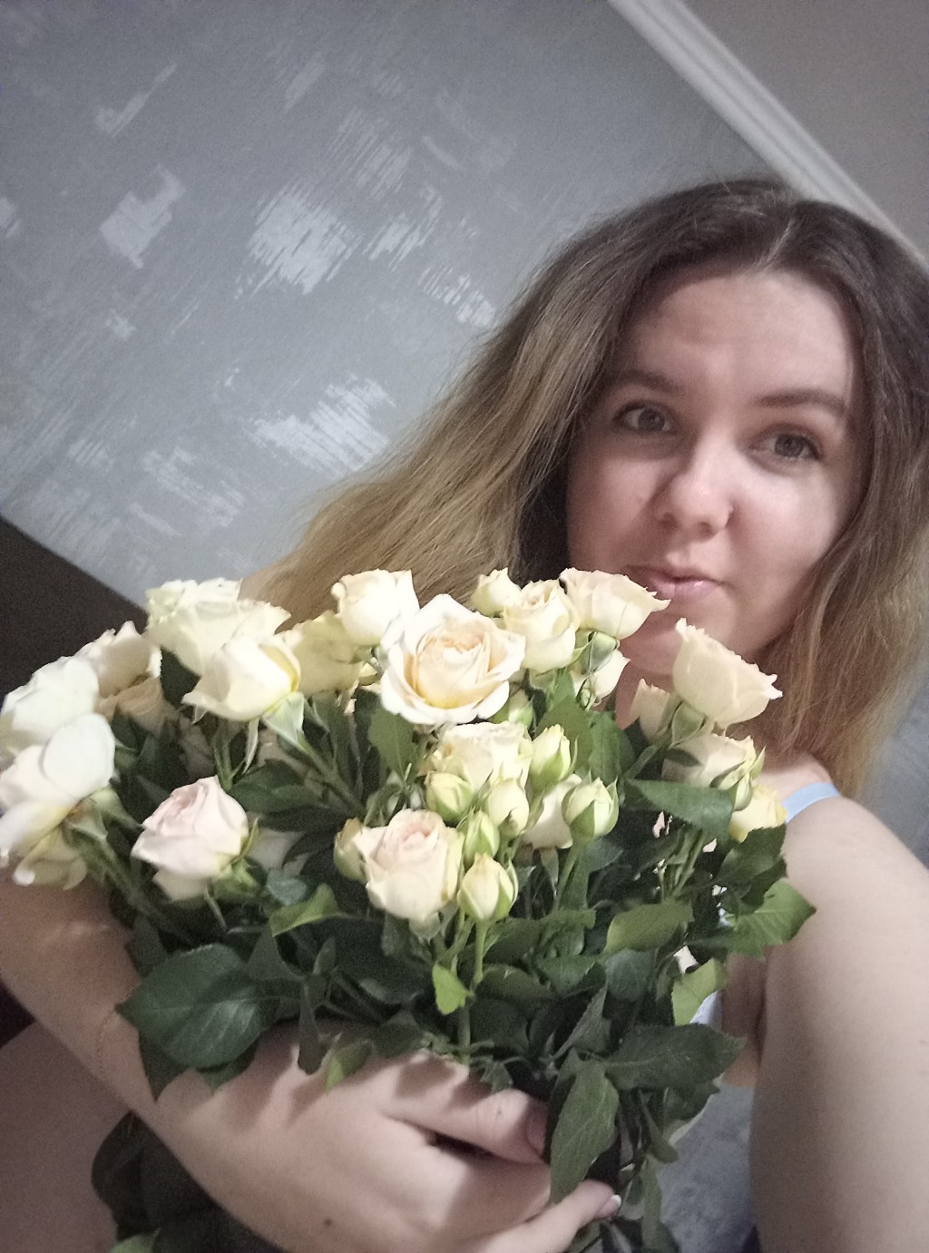 Anna-25