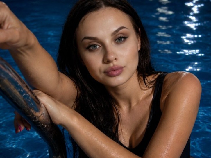 Angelinaaa